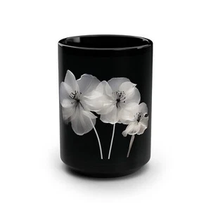 Elegante Tazza Nera Floreale 15 Oz - Tazza Caffè Petali Bianchi, Regalo Unico per Mamma - Foto 1 di 5