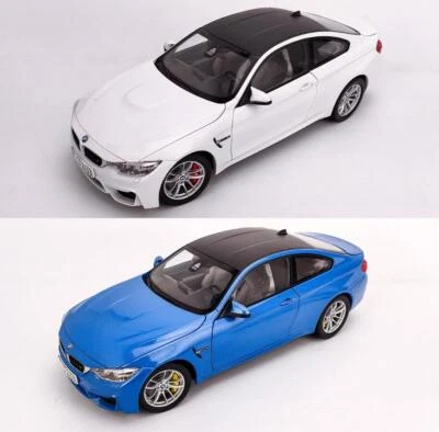 Paragon 1:18 BMW M4 F82 Modell White Blue Diecast Metall Auto for Gift Toys - Image 1 of 2