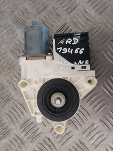 Moteur de lève Vitre Arrière Droit BROSE - RENAULT MEGANE III (3) Réf 827306548R - Imagen 1 de 2
