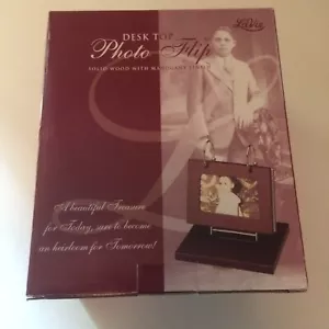 LaVie Desktop Photo Flip™ Picture Frame~NEW~Holds 100 4x6" Photos~Mahogany Wood - Picture 1 of 6
