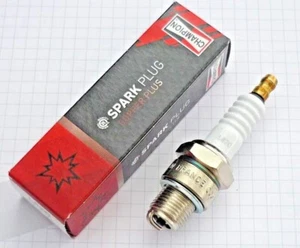 Candela di accensione Champion L82C spark plug NUOVA IMBALLO ORIGINALE - Foto 1 di 3