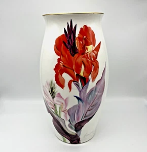 VTG Noritake Toki Kaisha Nippon Vase Floral Hand Painted Signed Bone China 9" - Picture 1 of 7