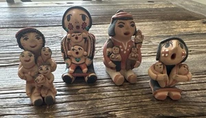 4 NATIVE AMERICAN JEMEZ POTTERY STORYTELLERS Children FRAGUA,TOSA,CLS,BE - Picture 1 of 21