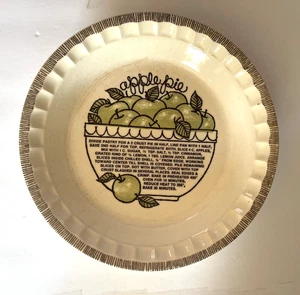 Vintage Royal China Jeannette Apple Pie Plate Baker Front Printed Recipe 11" - Picture 1 of 6