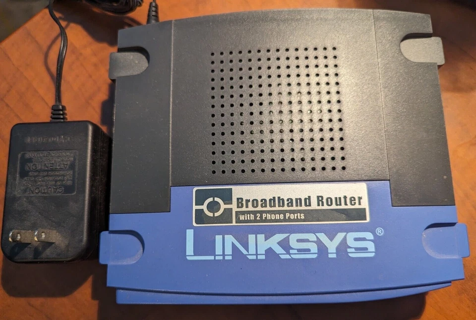 Cisco Linksys Broadband Router RT31P2 - Image 1 of 4
