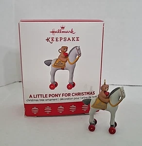 Hallmark 2017 Ornament Miniature - A Little Pony For Christmas Limited Edition - Picture 1 of 1
