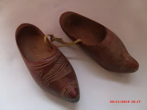 Hand carved Wooden shoes from WWII Holland, marked July 18, 1945 SHIPPING FREE - Picture 1 of 5