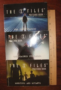 Three (3) The X-Files Postcard Books - Monsters/Phenomena/Conspiracies VGC - Picture 1 of 2
