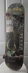 DRAGON BALL SUPER x PRIMITIVE GOLDEN FRIEZA skateboard /F. 4 indépendants 8,5 pouces - Photo 1/8