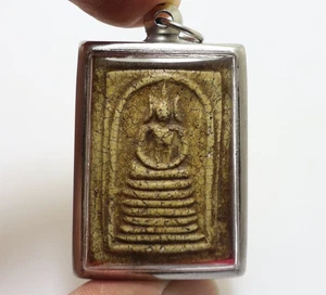 PHRA SOMDEJ GATE CHAIYO BENEDETTO 1978 THAI BUDDHA AMULETO MAGICO POTENTE CIONDOLO - Foto 1 di 7