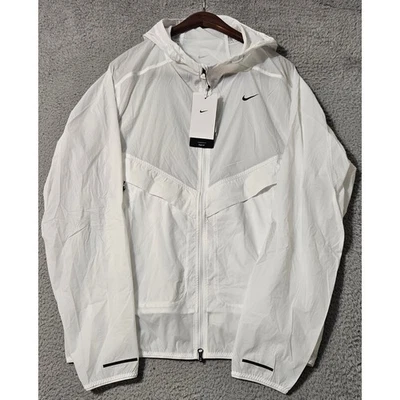 Nike Repel Run Division Lightweight Jacket White Mens Size Small FN3970-121 $150 - Image 1 of 4