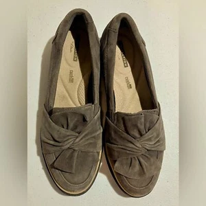 Clarks Collection Sharon Dasher Distressed Suede Slip On Loafer Stone Women’s 8 - Picture 1 of 8