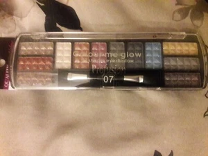 New Profusion. #7 12 beautiful eyeshadow eye shadow shades in 1 palette - Picture 1 of 1