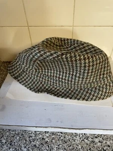 Sombrero The Aintree Bucket 100 % pura lana nueva - Imagen 1 de 5