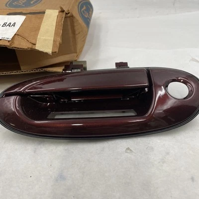 Manija de puerta exterior Ford YF1Z-5422405-BAA 1998-2003 Taurus Sable nueva de stock Foto 1 de 4