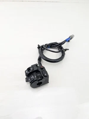 INTERRUPTOR ABS IZQUIERDO YAMAHA MT09 TRACER 9 RN70 1 pieza - Imagen 1 de 4