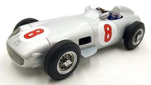 I Scale 1/18 scale Diecast DC6524C - Mercedes-Benz W196 #8 - Silver - Picture 1 of 5
