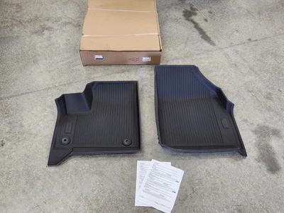 Forros de piso delantero para todo clima GMC Acadia Premium 2024-2026 84933241 negro OEM Foto 1 de 4