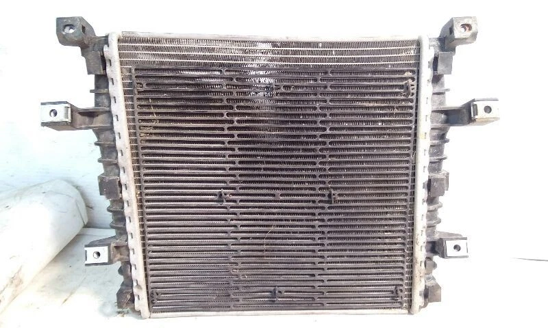 Radiador auxiliar audi q7 11-15 Foto 1 de 4