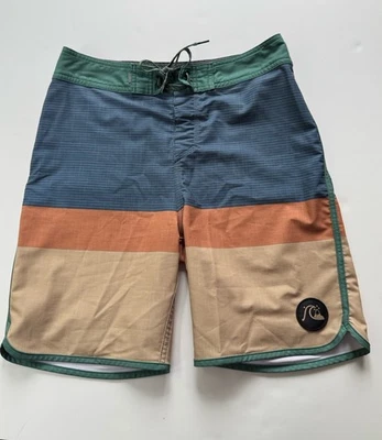 Bañador QuikSilver Highline Surf Seda Para Hombre 38 Verde Ombre Board Shorts Foto 1 de 4