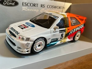 Modelos 1/18 UT Ford ESCORT WRC 1997 RAC Rally UT Modelos Ford Escort C.Sainz - Imagen 1 de 8