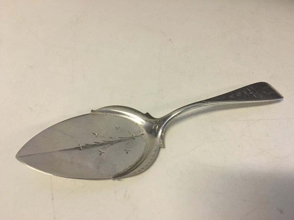 Antiguo pastel/servidor de pescado de plata esterlina FA Durgin St. Louis del siglo XIX Foto 1 de 4