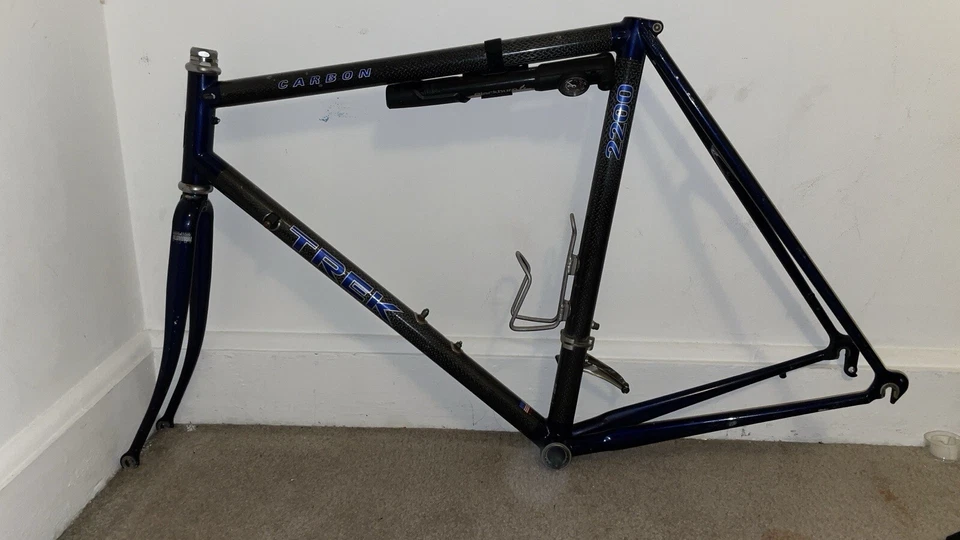 Trek 2200 复合碳纤维和铝 700c 公路自行车车架套装 尺寸 49 毫米 — 第 1/4 张图片