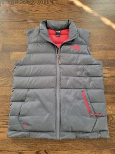 The North Face Vintage Nuptse 550 Down Vest Men's Size M - Excellent Condition - Picture 1 of 11