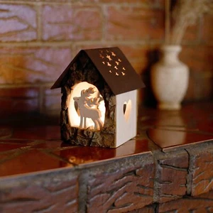 Portavelas de madera azulada escena de ciervo, belén rústico regalo decoración navideña - Imagen 1 de 6