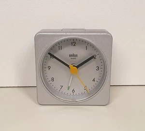 Braun - Wecker / Reisewecker - Quarz 3855 AB 1A (silber) - Bild 1 von 4