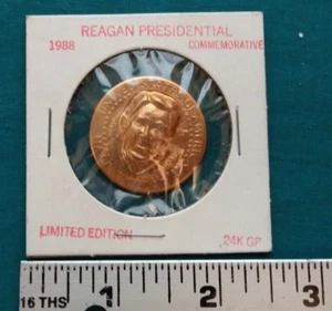 Reagan Presidential 1988 commemorative relief coin 24 GP half dollar #491 - Picture 1 of 6