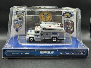 Code 3 NYPD International/Saulsbury ESV (12552) - Picture 1 of 2