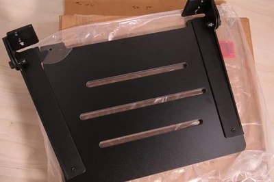 Asiento de banco de ducha plegable Silhouette Slimline de 18 pulgadas - NECESITA REPARACIÓN Foto 1 de 4