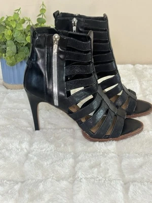 Tacones con tirantes Calvin Klein Foto 1 de 4