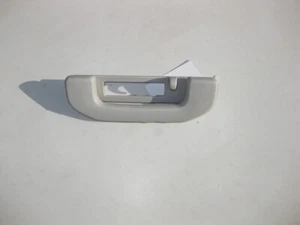 Mercedes-Benz A1668100654 7H52 Ceiling handle gray rear right - Picture 1 of 3