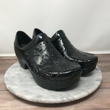 plastic dansko clogs