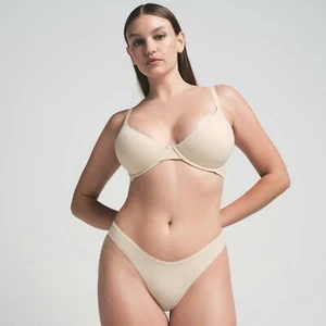NWT Skims Fits Everybody Scoop Plunge Bra BR-UWR-1997 Sand 38B - Picture 1 of 3
