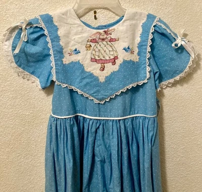 VINTAGE DAISY KINGDOM Girls Dress Size 8 (approx) 26” Waist,33” Length, Handmade - Image 1 of 4