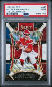 2023 PANINI SELECT TRICOLORE PRIZM PATRICK MAHOMES II /149 SUITE LIVELLO PSA 9 - Foto 1 di 2