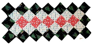 Corredor de mesa vintage con estampado navideño. Reversible. Árboles, cuernos, muñecos de nieve, osos.  - Imagen 1 de 2