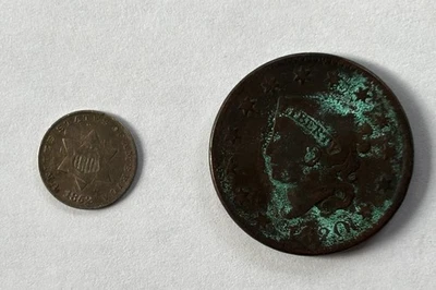 US Trime 1852 Silver Three Cent Coin & 1820 Large Cent Coronet Head One Penny - Image 1 of 4