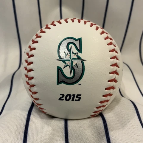 Seattle Mariners 2015 Facsimile Signatures Collectible souvenir baseball ball Cover