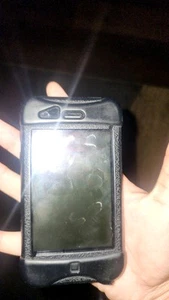 An Iphone 1 , its slightly used but good condition, works perfectly - Picture 1 of 2