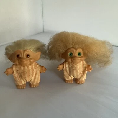 Vintage 1960's DAM? Not Marked TROLLS 2 1/2" Peach Mohair & Green Eyes + More Foto 1 de 4