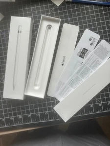 BOX ONLY Apple Pencil (1st Generation) - NO Charger or extra tip included - Picture 1 of 5