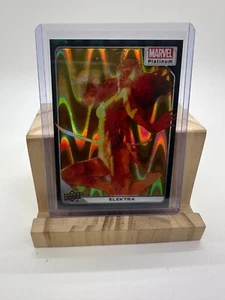 2023 Upper Deck Marvel Platinum Teal Wave 306/799 Elektra #48 - Imagen 1 de 6