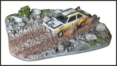 NINIVE 27X Diorama modello RALLY ACROPOLI miniatura resina automodellismo 1:43 - Immagine 1 di 2