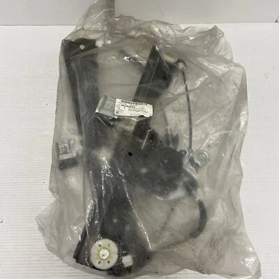 Genuine Chevrolet Cruze Front Door Window Regulator 95382552 - Image 1 of 3