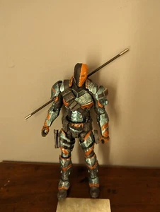 DC DIRECT COLLECTIBLES BATMAN ARKHAM ORIGINS SERIES 2 DEATHSTROKE ACTION FIGURE - Picture 1 of 3