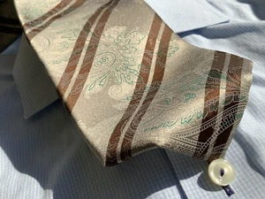 ERMENEGILDO ZEGNA TIE 100% SILK MADE IN ITALY BROWN STRIPES WITH GREEN PAISLEY - Picture 1 of 6